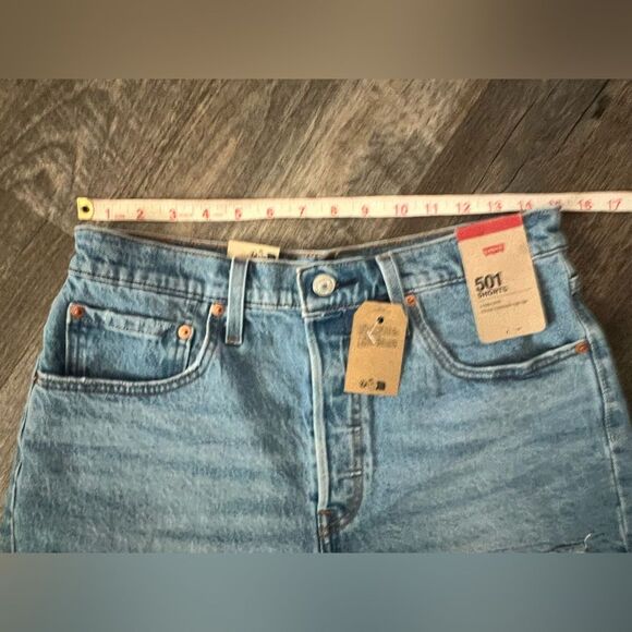 Levi's 501 Original Jean Distressed Shorts-Size 30 - Picture 5 of 7